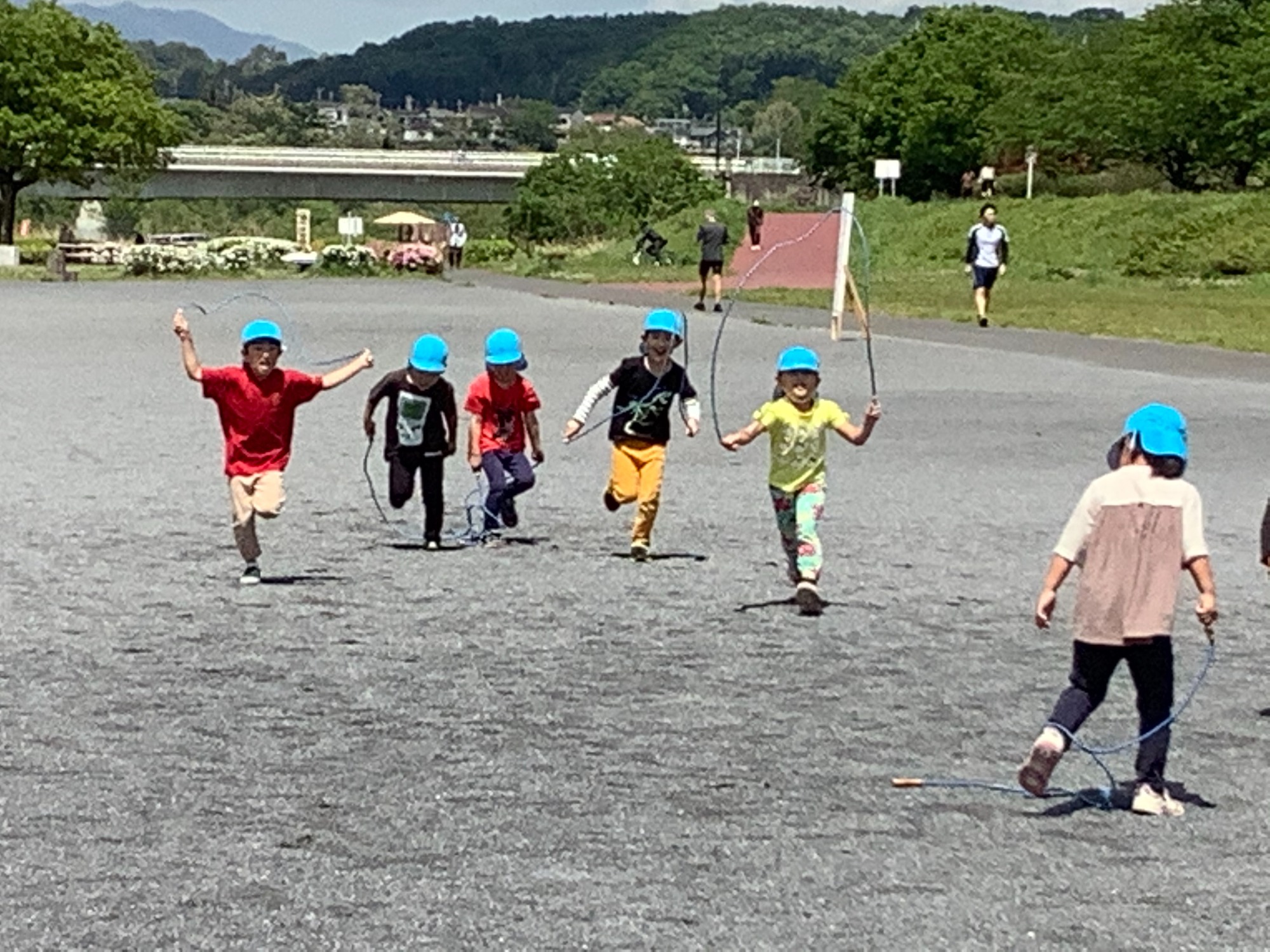 園の様子 社会福祉法人志芳福祉会 福生杉ノ子保育園 杉ノ子第二保育園 杉ノ子第三保育園 園の様子 社会福祉法人志芳福祉会 福生杉ノ子保育園 杉ノ子第二保育園 杉ノ子第三保育園